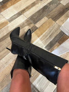 Stivale Fendy in ecopelle nero