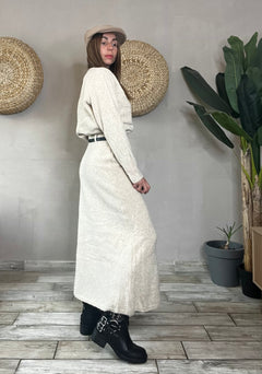 Coordinato pull + gonna ampia con cintura e passanti panna