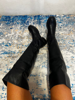 Stivale sopra al ginocchio nero