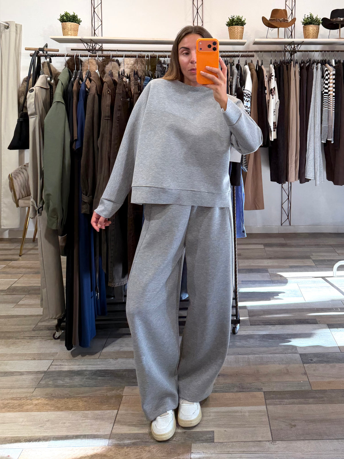 Completo tuta baggy in neoprene grigio