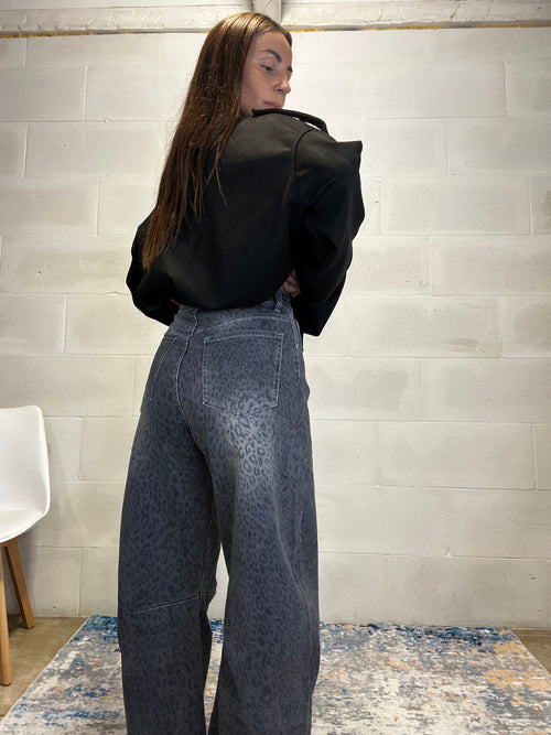 Jeans balloon fit sfumature animalier