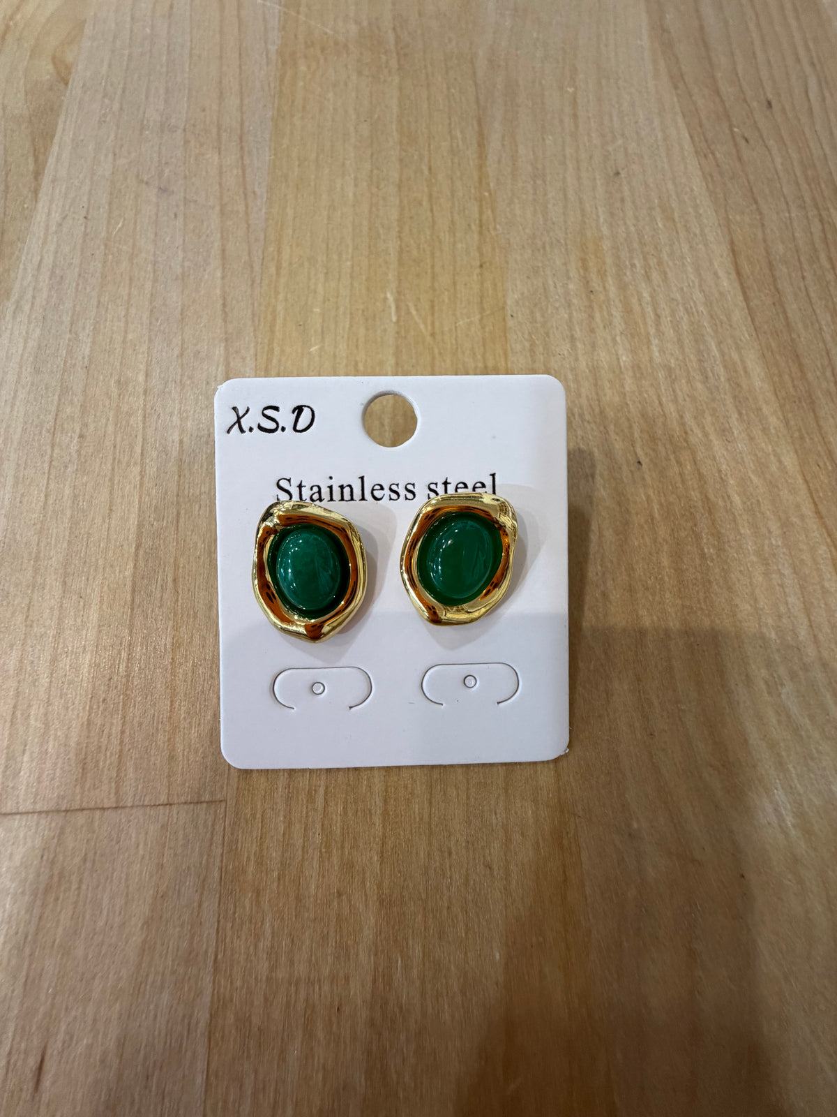 Orecchini stile vintage pietra verde