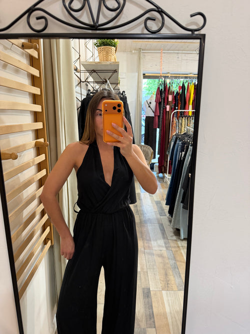 Maxi tuta in viscosa con elastico in vita nera
