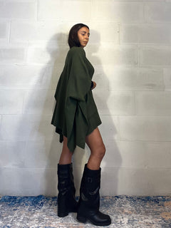 Poncho/cardigan simil lana 53% viscosa verde militare