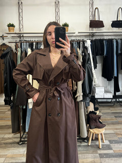 Trench lungo marrone