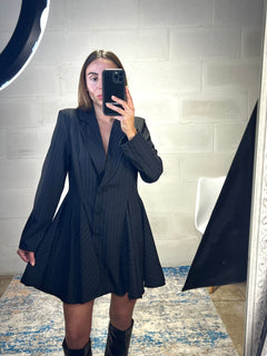 Abito a giacca gessato modello a ruota