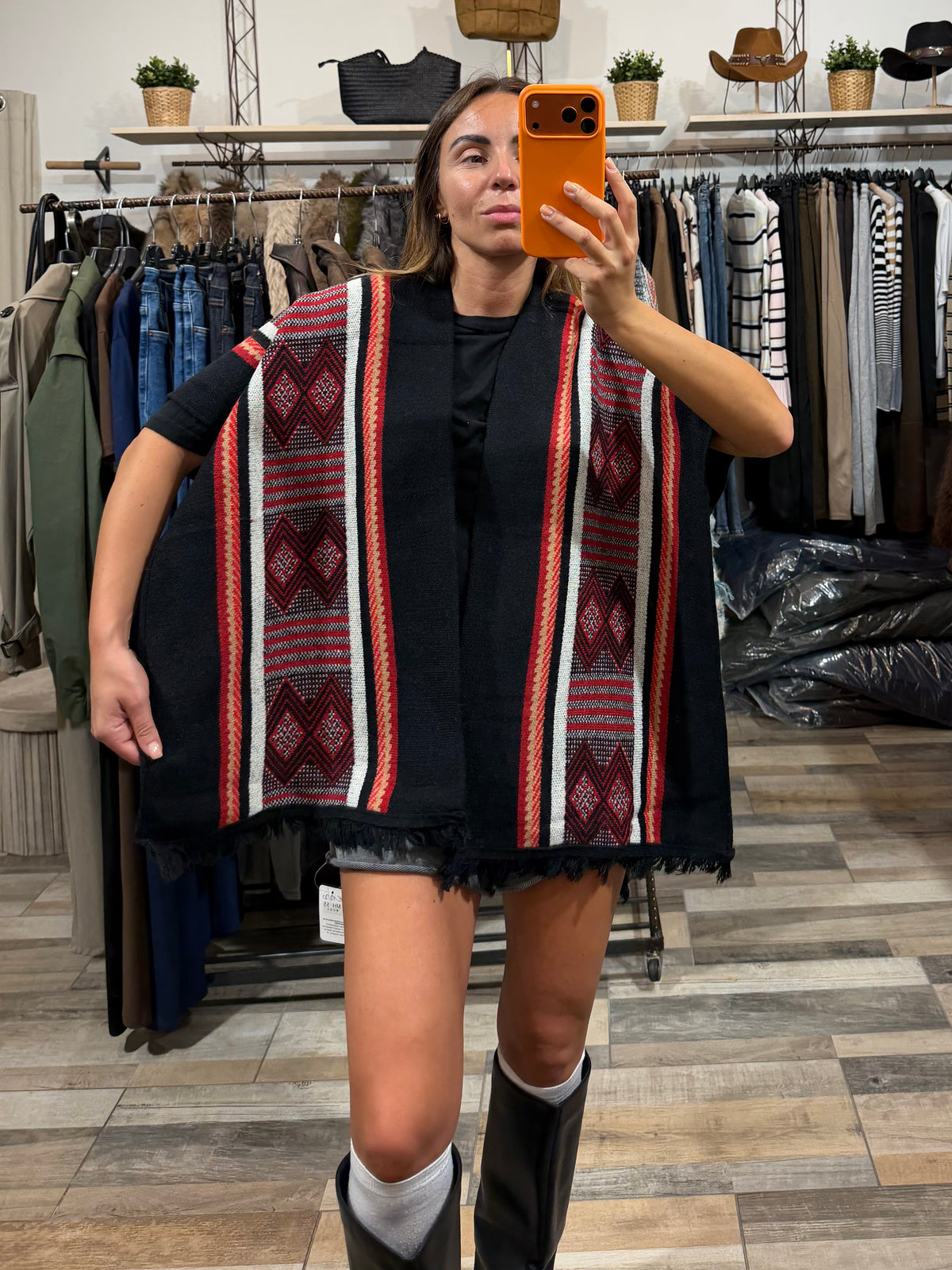 Poncho in 100% viscosa Santa Fe nero