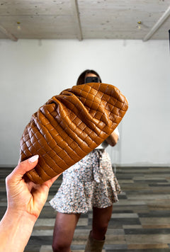 Clutch bag vera pelle camel lavorazione Bottega