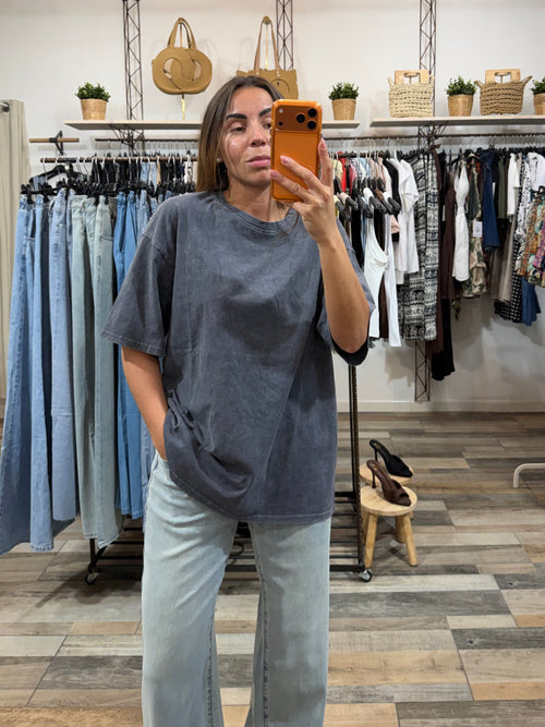 T-shirt over 100% cotone effetto consumato grigia