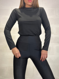 T-shirt nera interno felpato