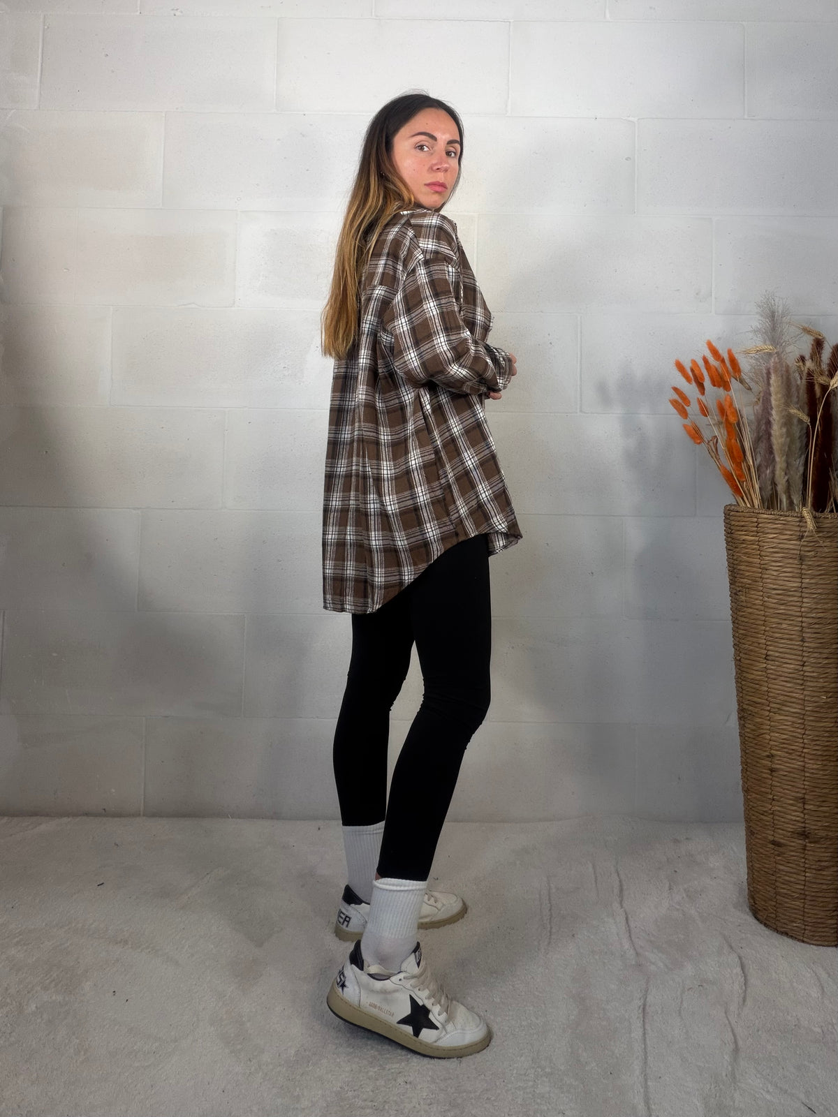 Camicia over in flanella tartan a base marrone