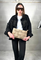 Borsa intrecciata eco suede sabbia