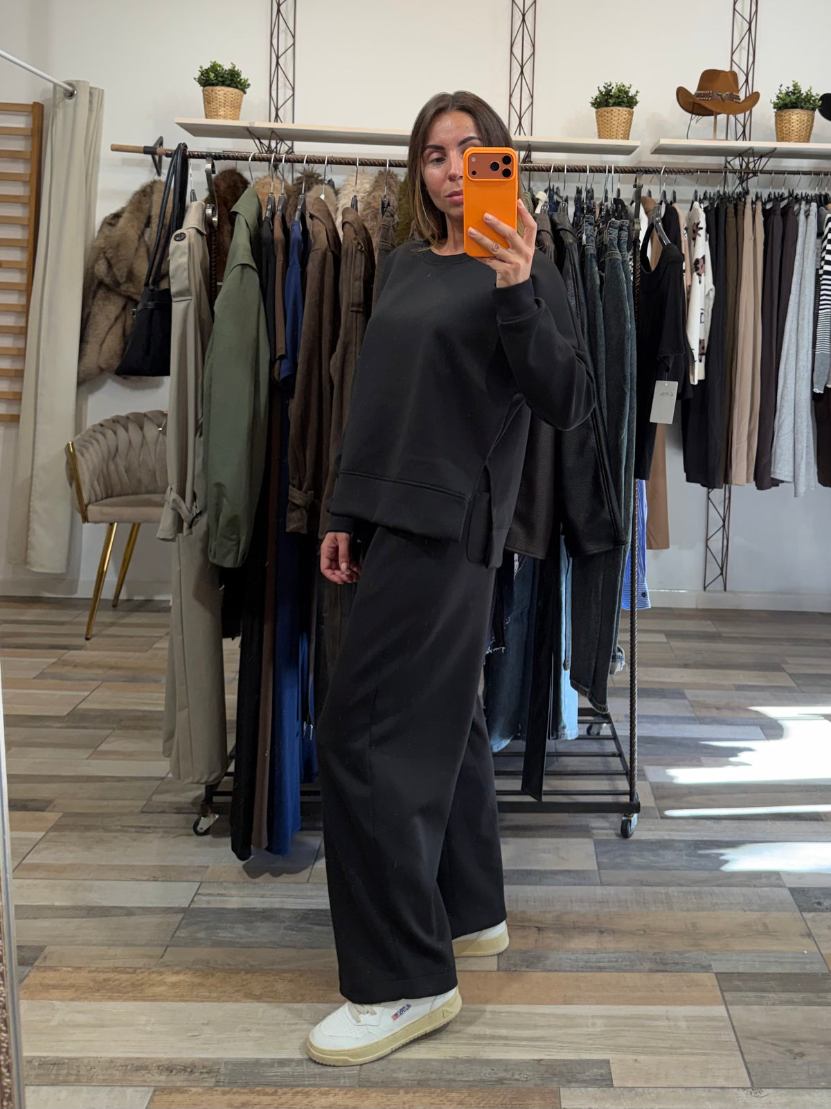 Completo tuta baggy in neoprene nero