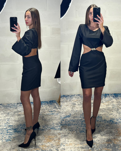 Abito elasticizzato amuleto cut-out