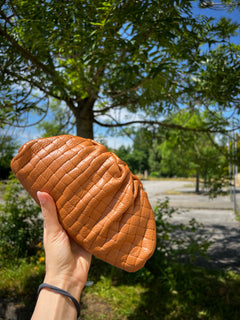 Clutch bag vera pelle camel lavorazione Bottega