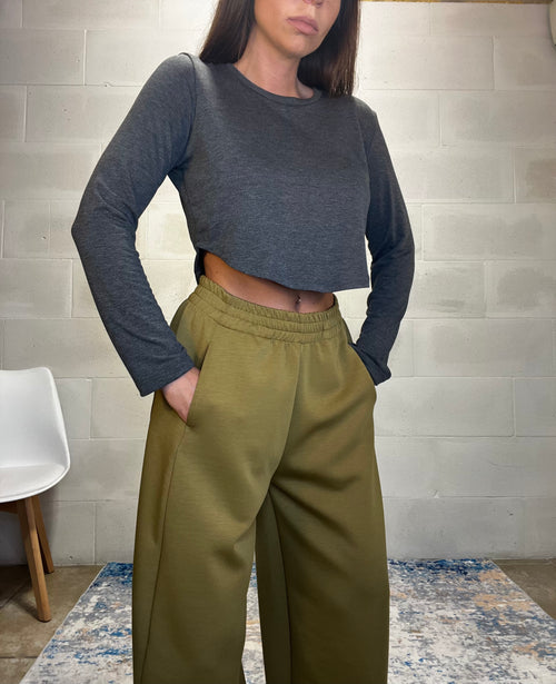 T-shirt crop grigio scuro