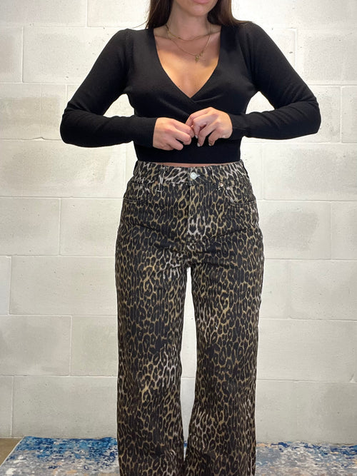 Jeans a palazzo animalier