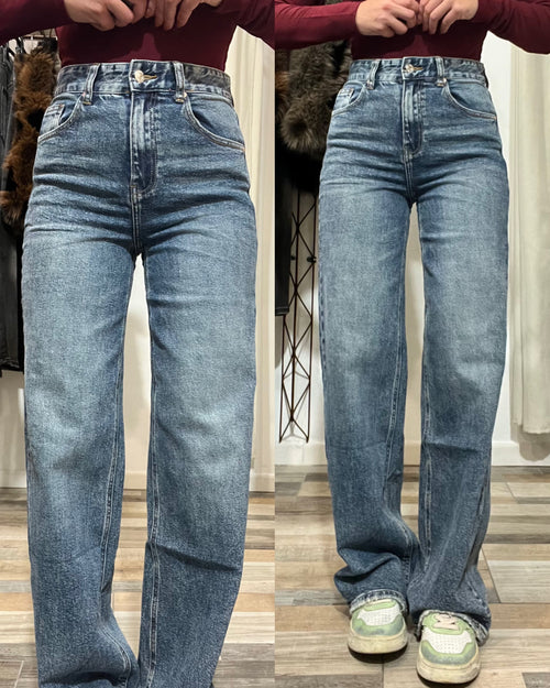 Jeans a palazzo lavaggio medio