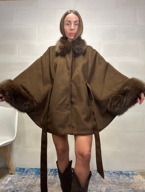 Cappottino/Poncho foderato con cintura Siberia marrone