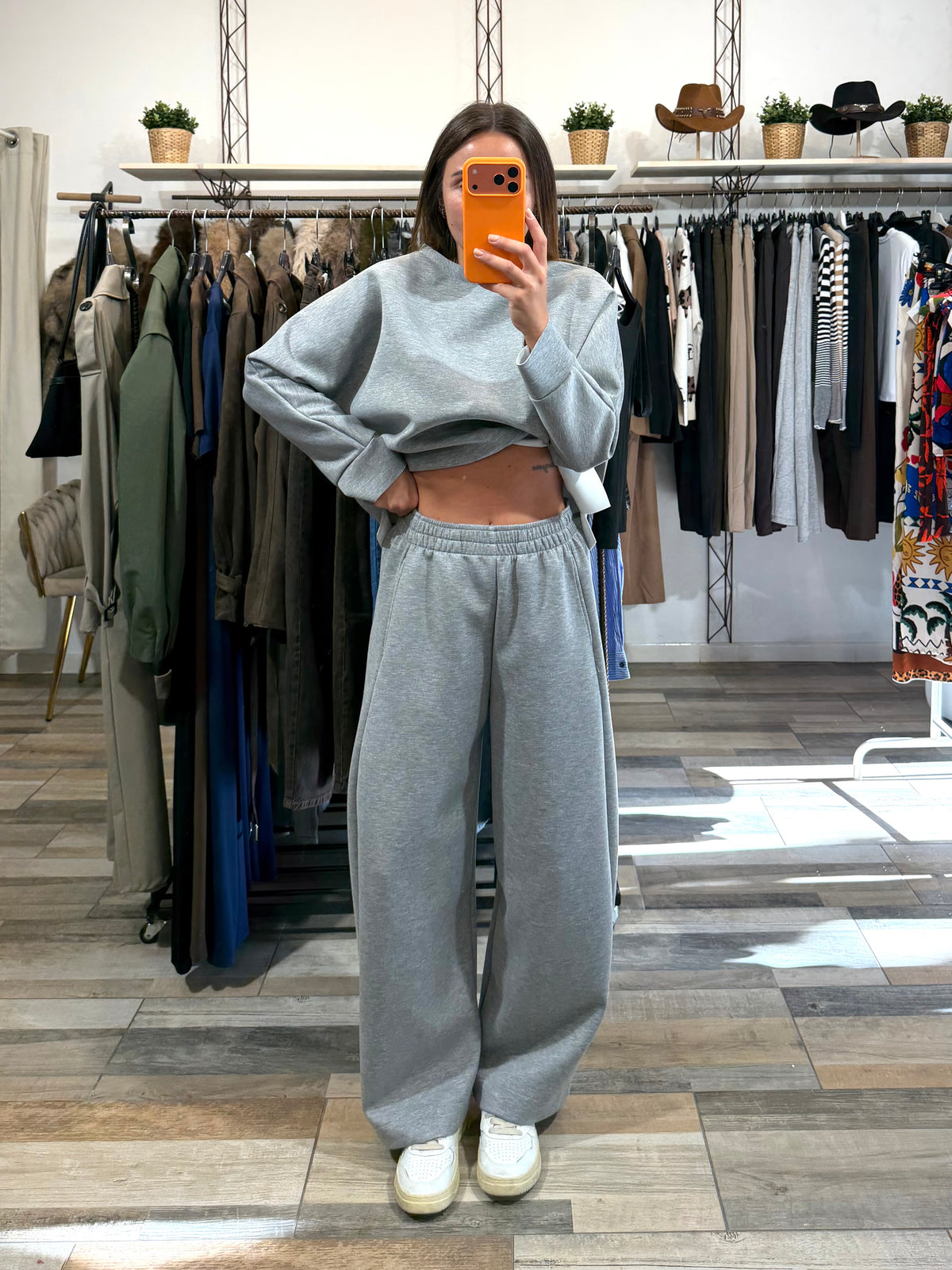Completo tuta baggy in neoprene grigio