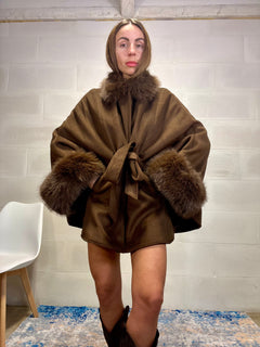 Cappottino/Poncho foderato con cintura Siberia marrone