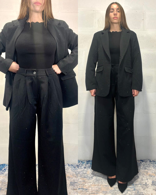 Tailleur “Icona” nero con strass neri