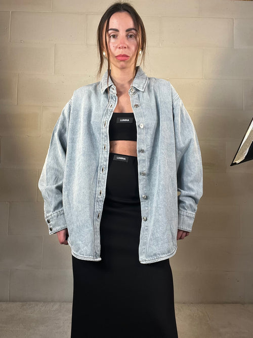 Camicione in denim ultra morbido a lavaggio chiaro