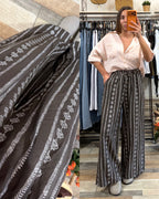 Pantalone in viscosa ampio fantasia Bali
