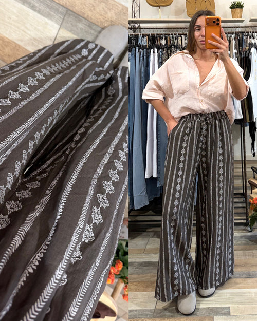 Pantalone in viscosa ampio fantasia Bali
