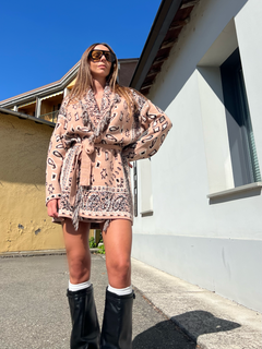 Cardigan Alanu beige con cintura annodata