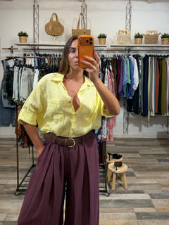 Pantalone in Tencel con pence e cintura prugna