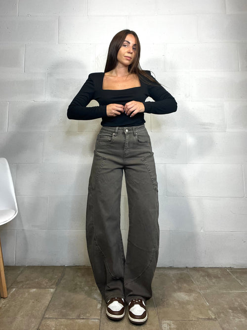 Jeans balloon fit marrone