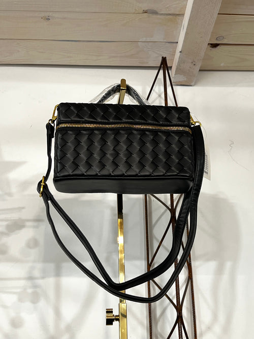 Borsa scrigno intrecciata nera