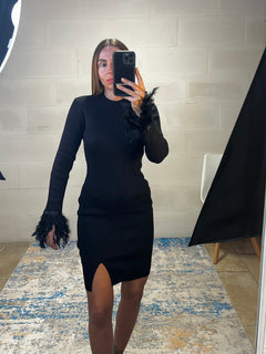 Abitino in filo manica con piume December