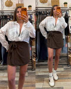Gonna pantaloncino effetto pareo marrone