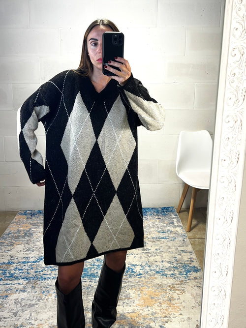 Dress Rombi modello ampio simil lana nero