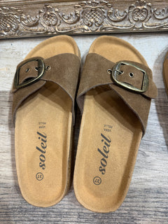 Ciabatta Madrid marrone suede suola in vera pelle