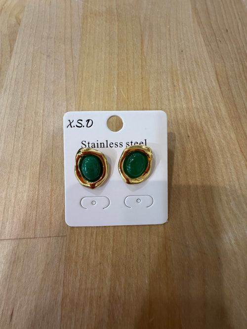 Orecchini stile vintage pietra verde