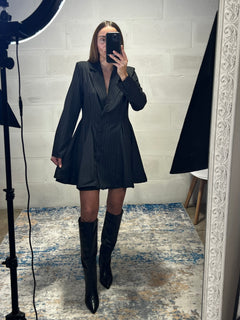 Abito a giacca gessato modello a ruota