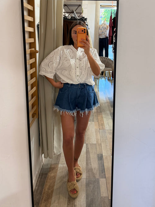 Short Butterfly in denim a lavaggio medio