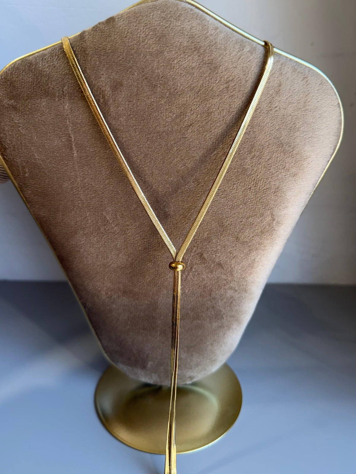 Collana con cursore scorrevole dorata