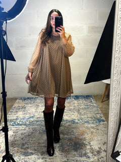 Abito ampio velato nude con pois