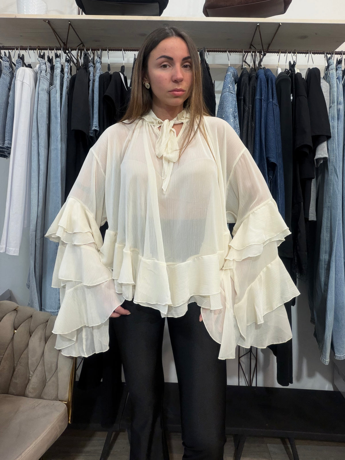 Blusa velata panna manica a pipistrello