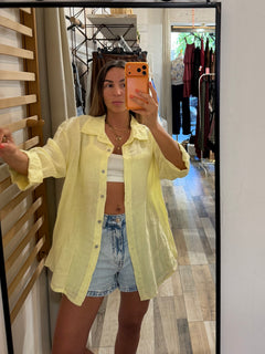 Camicia over in 100% lino gialla