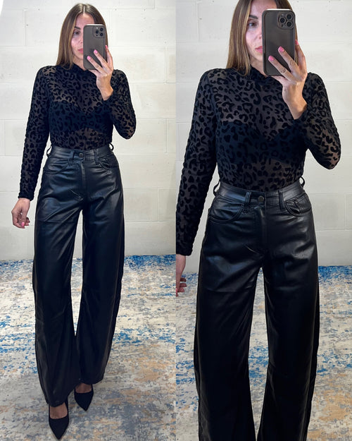 Pantalone baggy in ecopelle