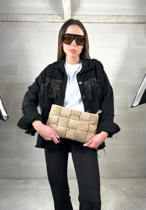 Borsa intrecciata eco suede sabbia