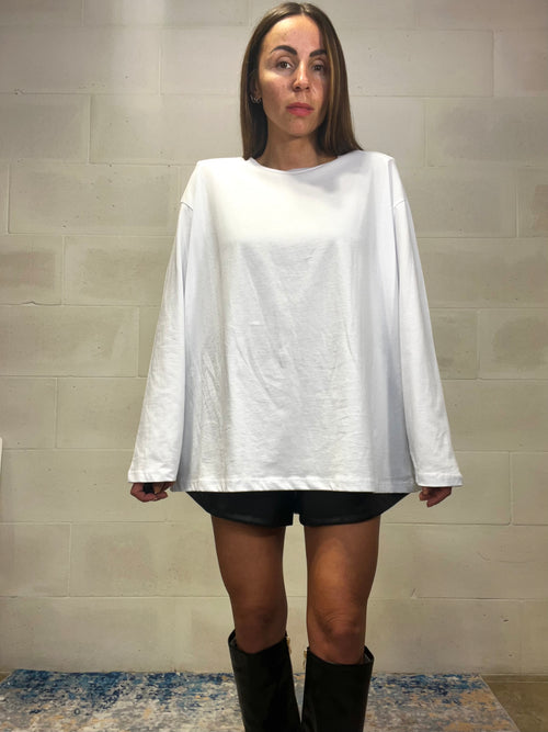 Maxi maglia spalline imbottite bianca