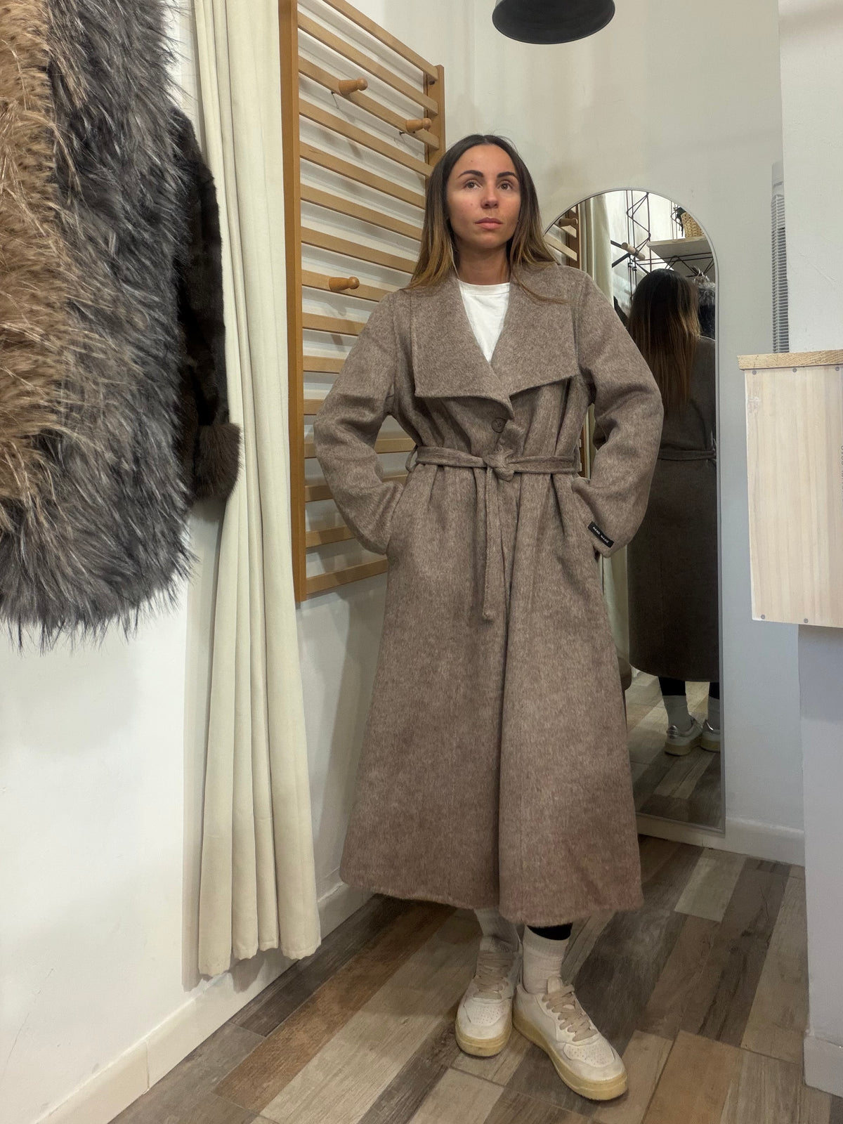 Cappotto in 70% lana Hand made beige