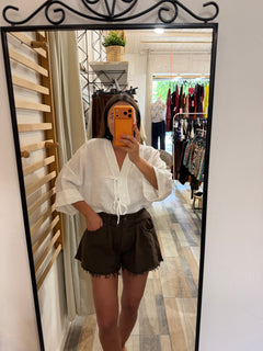 Short Butterfly marrone