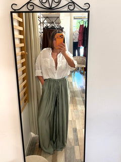 Pantalone satinato viscosa misto seta color verde salvia